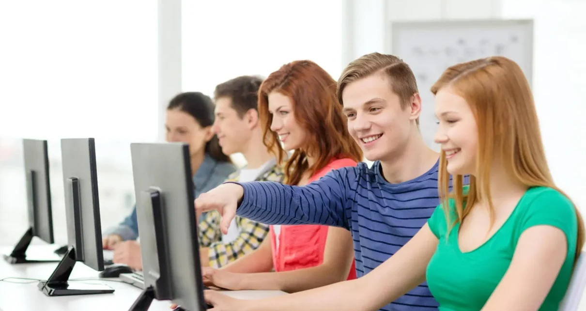 How Does a Computer Science Course Open Tech Career Opportunities